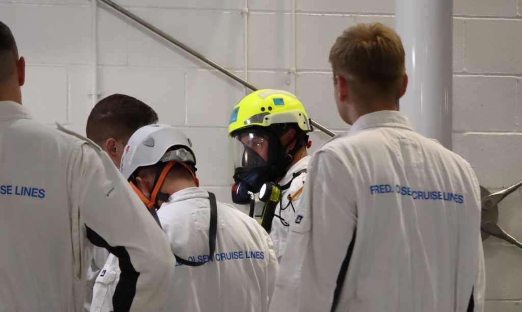 Fred Olsen delegates training in Enlcosed space entry